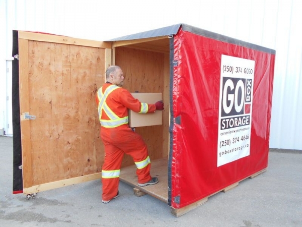 Loading a GO BOX